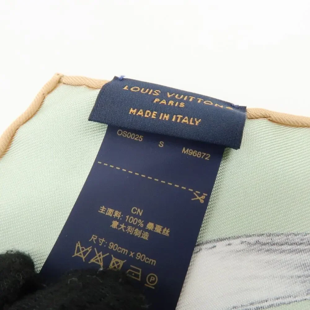 Louis Vuitton Blooming Monogram Carre 90 Silk Scarf Green